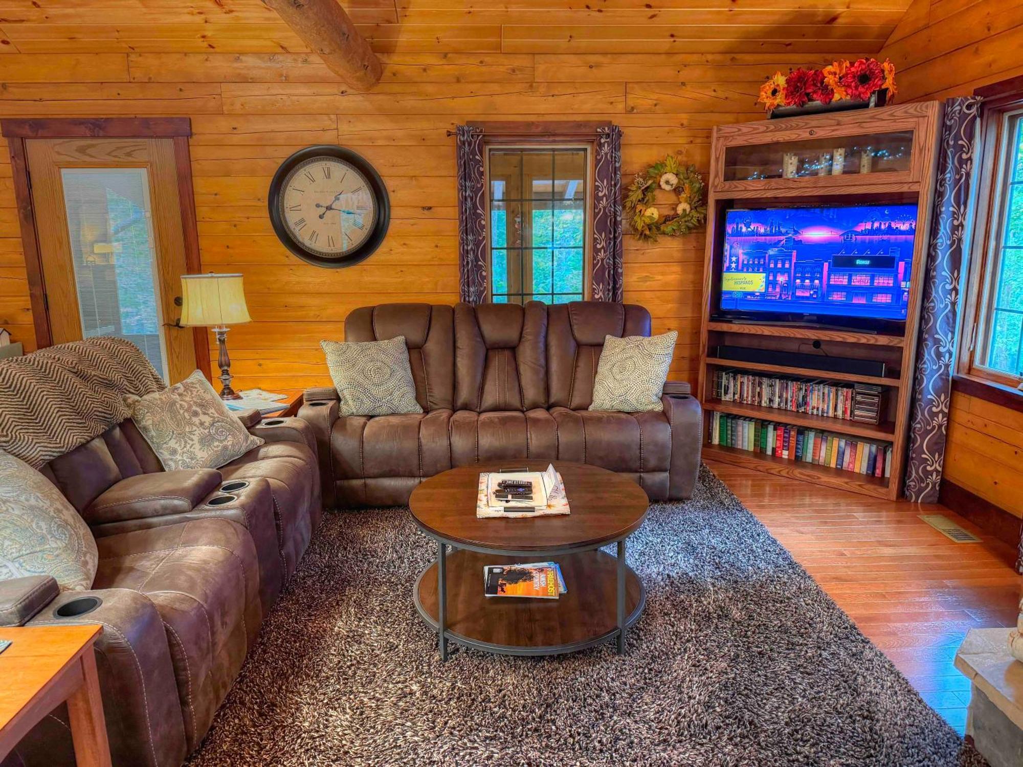 Ferngully Creek Cabins Millersburg Εξωτερικό φωτογραφία