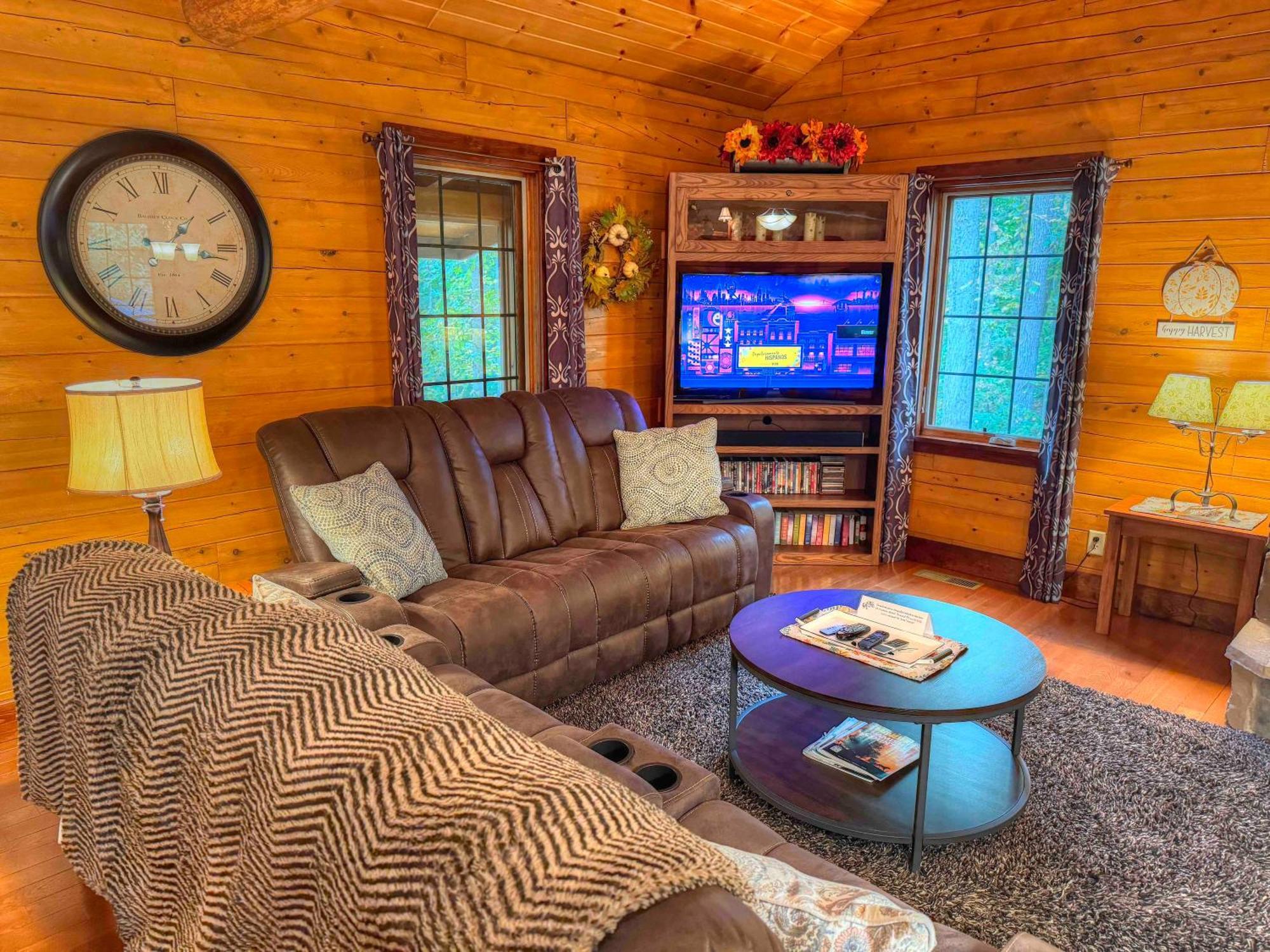 Ferngully Creek Cabins Millersburg Εξωτερικό φωτογραφία