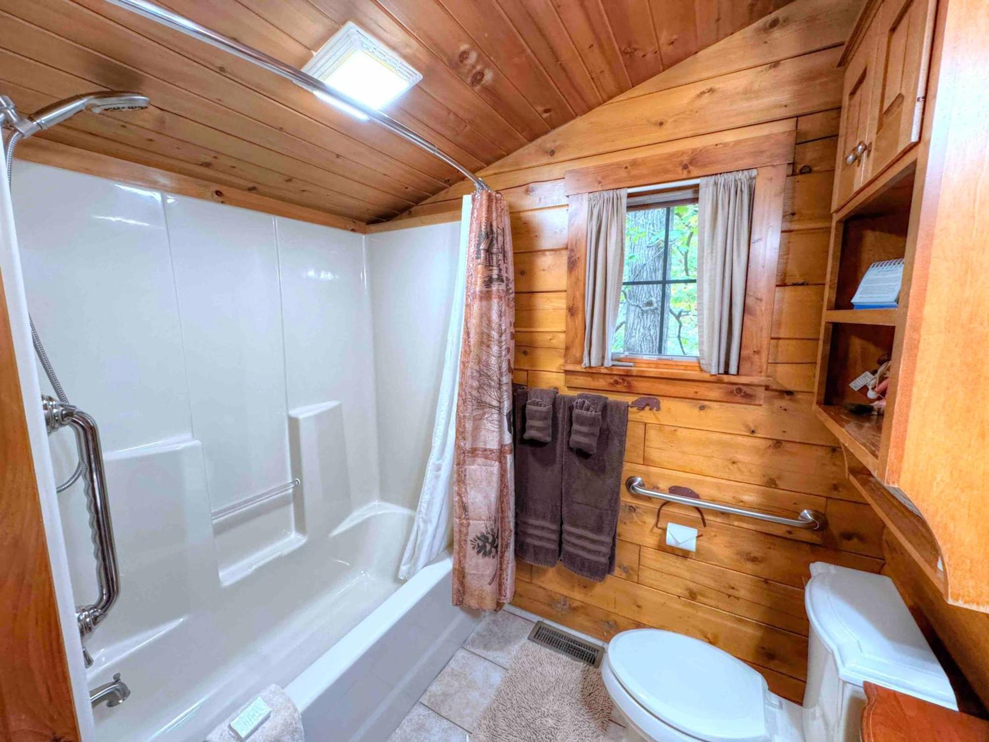 Ferngully Creek Cabins Millersburg Εξωτερικό φωτογραφία