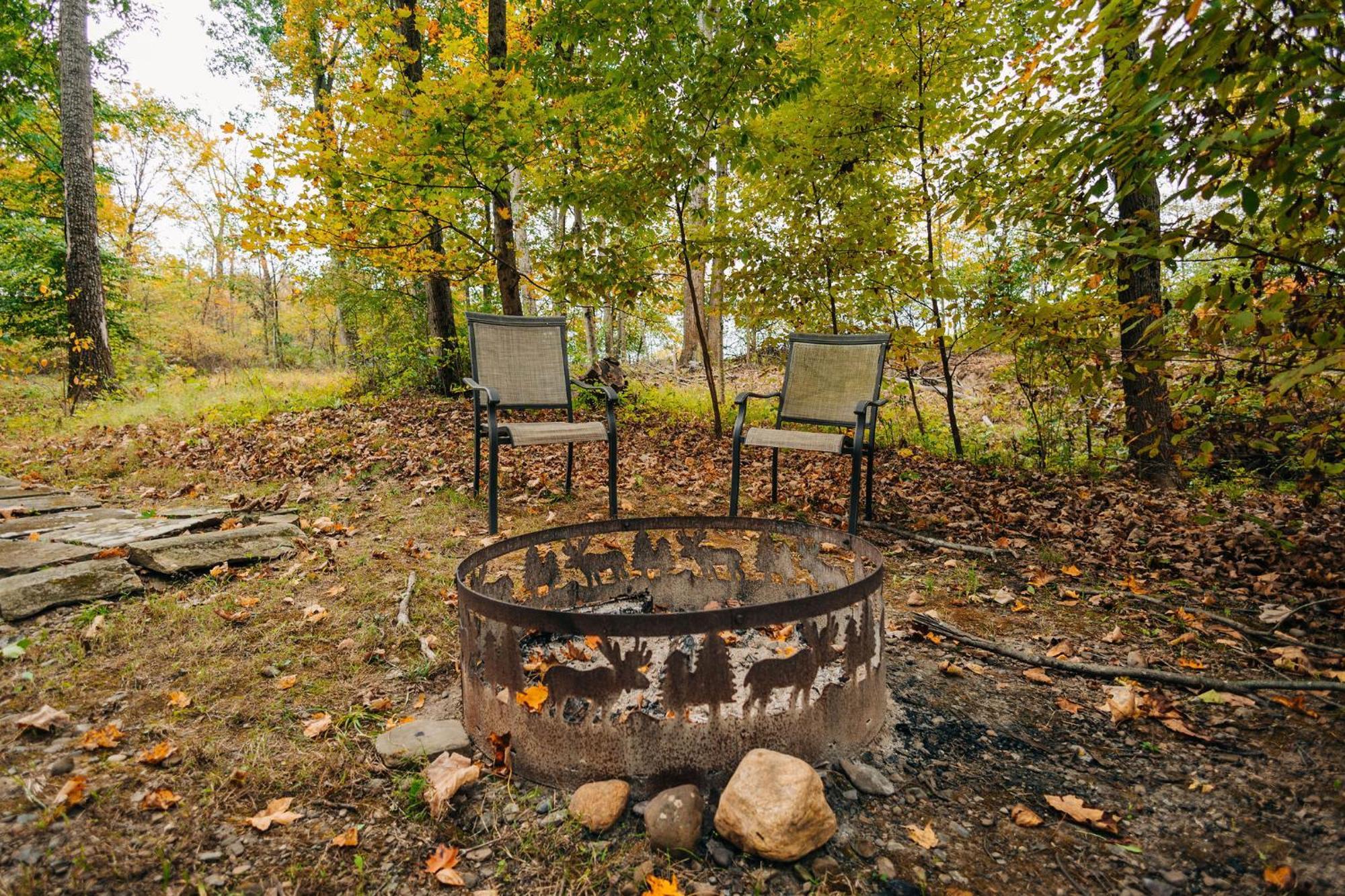 Ferngully Creek Cabins Millersburg Εξωτερικό φωτογραφία